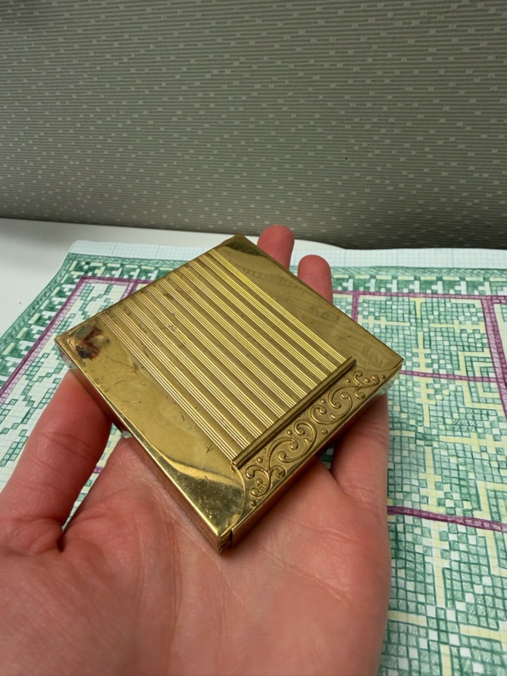 1950’s Vintage Gold-Tone Compact